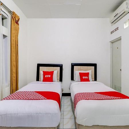 Oyo 3341 Ten Guest House Bandung Exterior photo